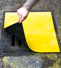 Rioolmat uit hoogwaardig 8mm polyurethaan - 60x60cm