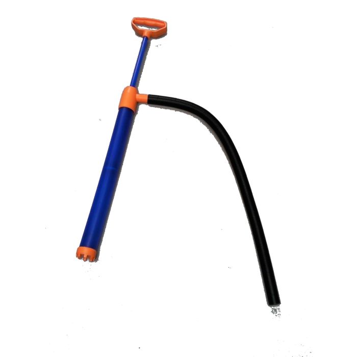 Degelijke kunststof handpomp voor het verwijderen van gelekte vloeistoffen zoals, water, olie, bezine, etc.